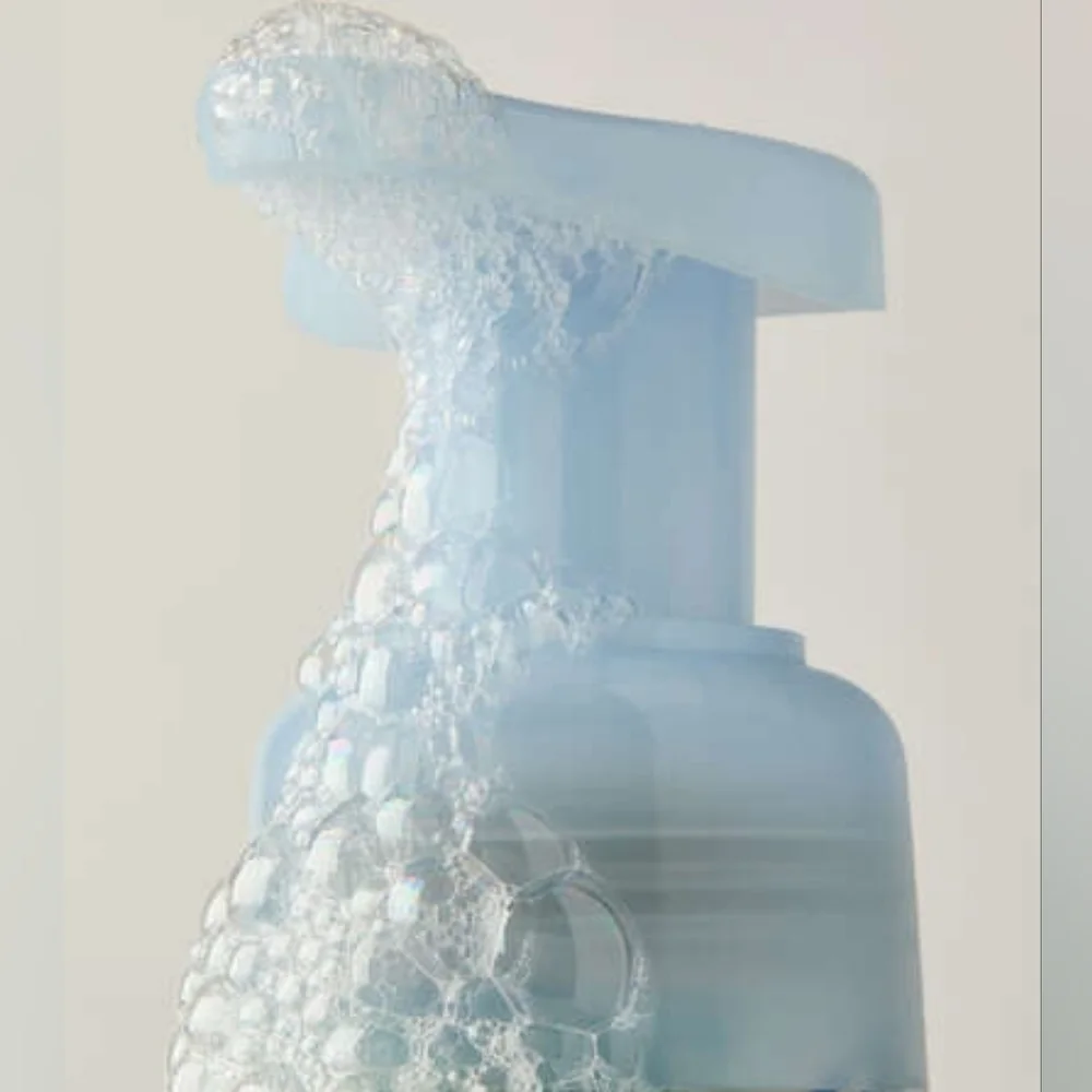 Fresh Sparkling Snow Foaming Hand Soap